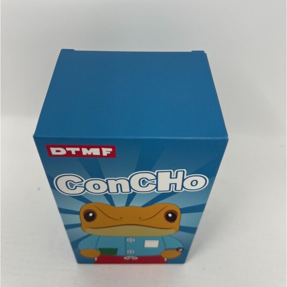 Bad Bunny El Sapo Concho Keychain Blind Box Limited Edition NEW SEALED - Picture 4 of 7